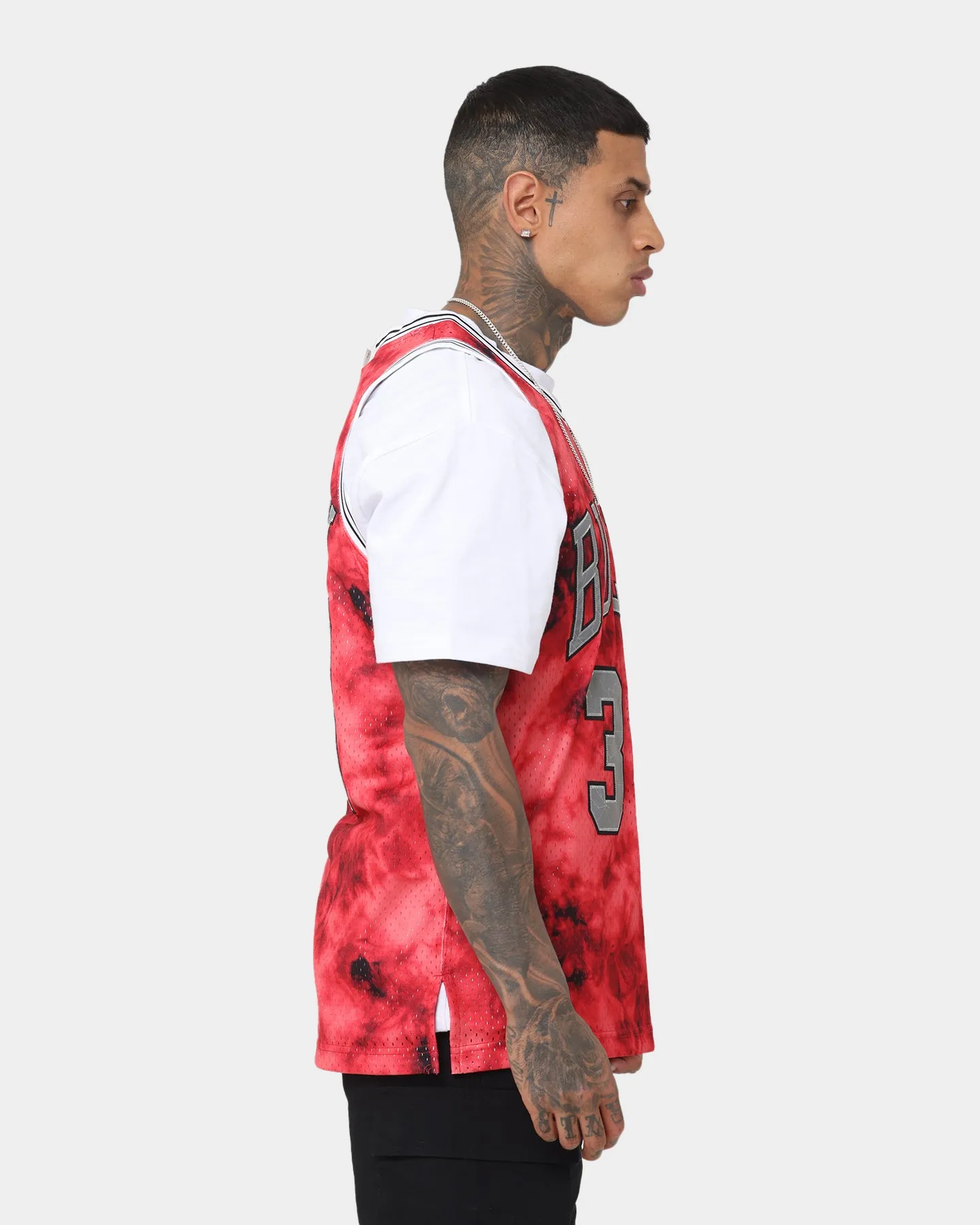Mitchell & Ness Chicago Bulls Scottie Pippen #33 Galaxy Swingman Jersey Red