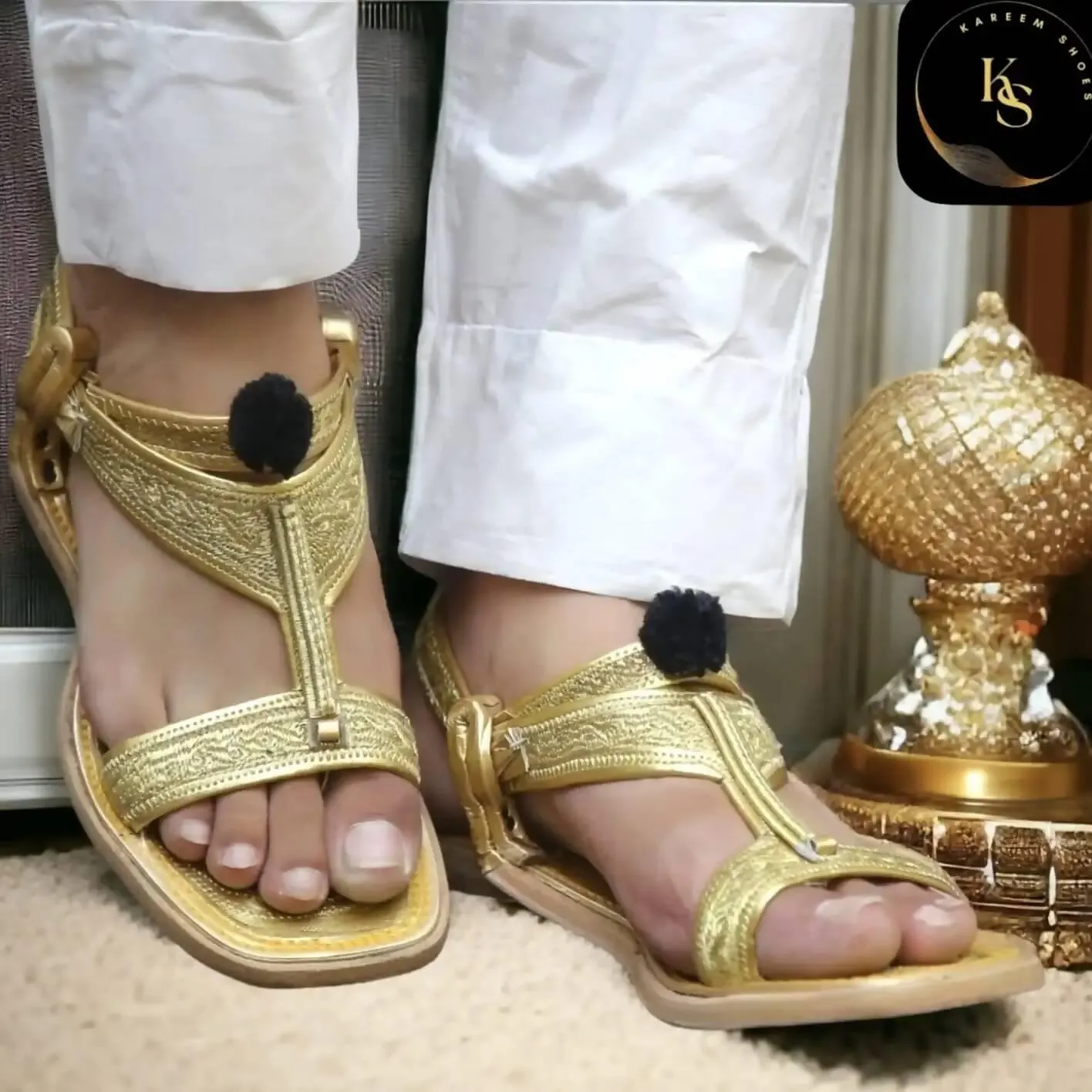 Tilla Chappal Kohati Sandal Kheri Golden