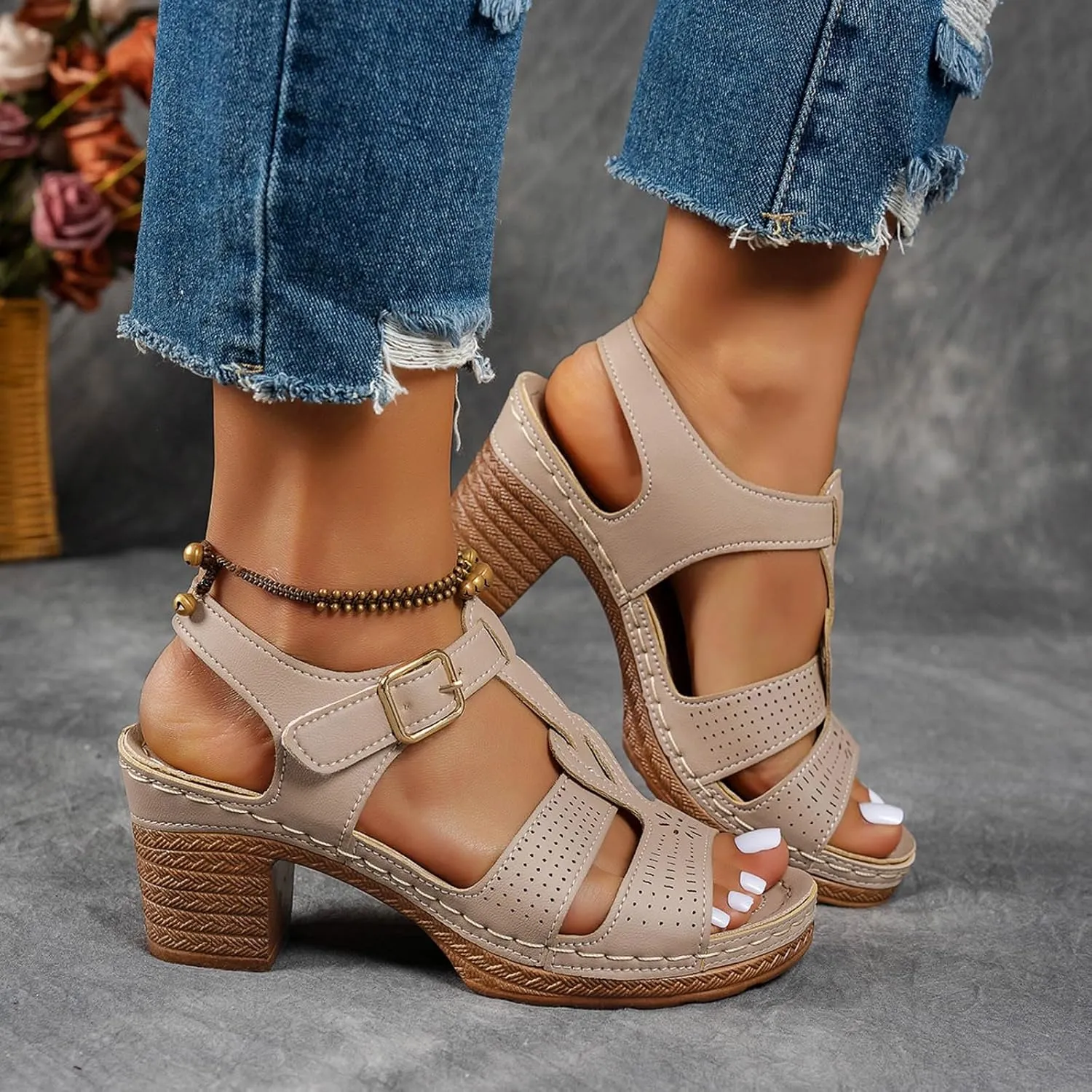 ZSpzx Chunky Heels Sandals for Women 2025 Peep Toe T-strap Strappy Cutout Block Sandal Ladies Cushion Footbed Recovery Orthopedic Casual Slingback Comfortable Shoes for Daily Wear Outdoor Indoor